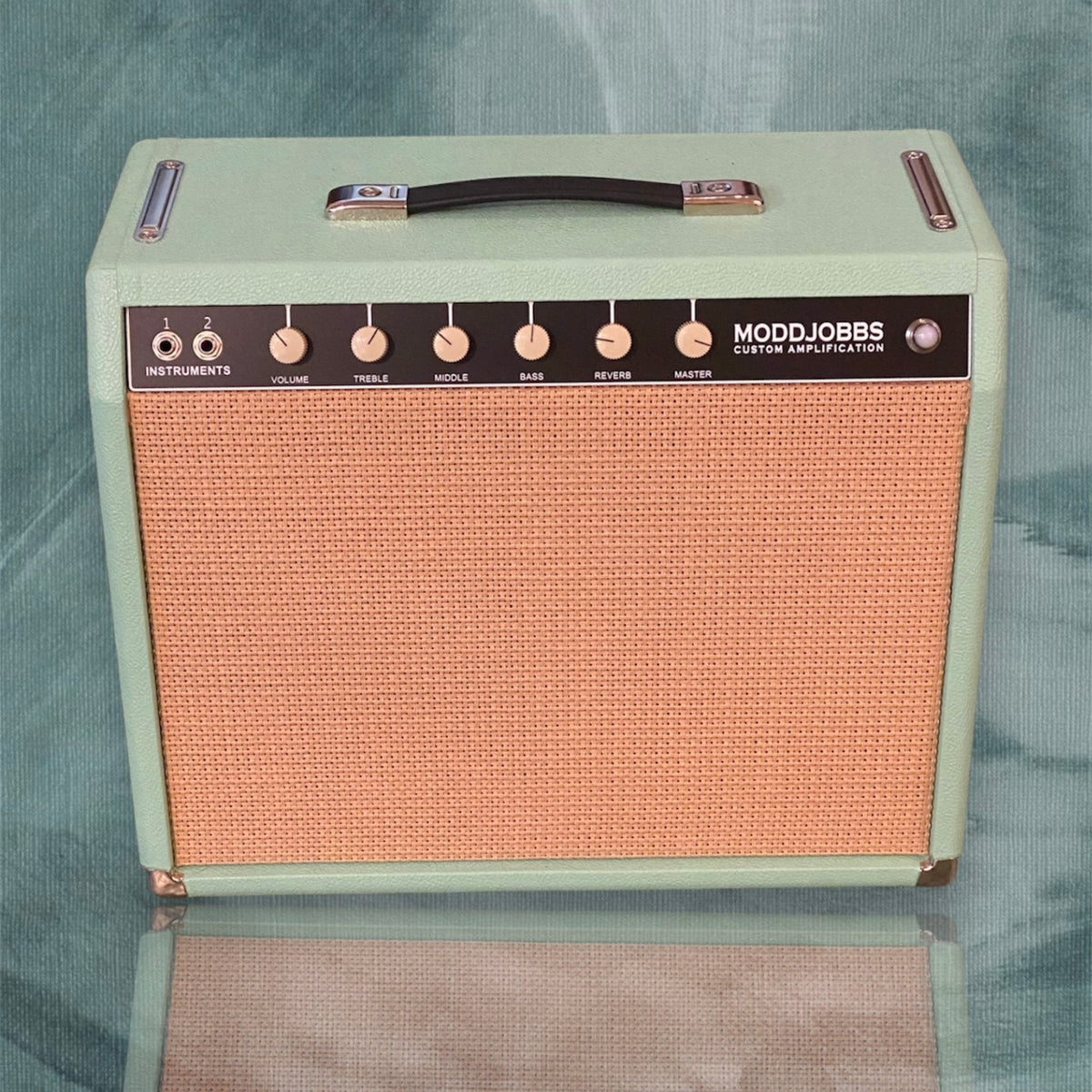 Moddjobbs AMB-2212